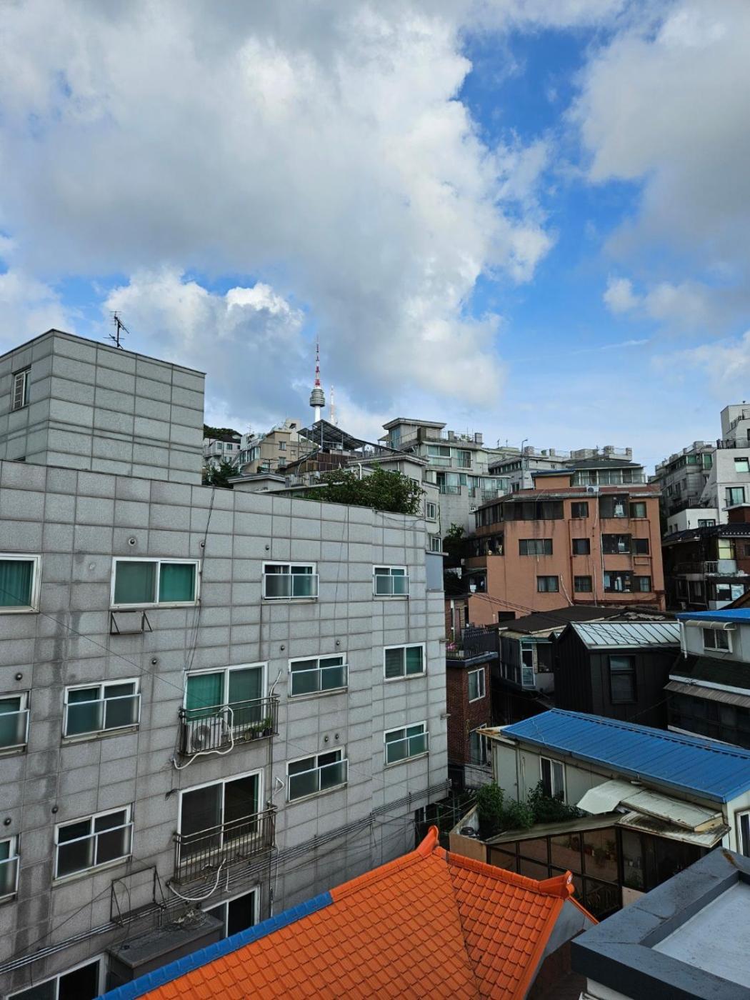Готель Seoul Station 4Min, Perfect For Family Екстер'єр фото